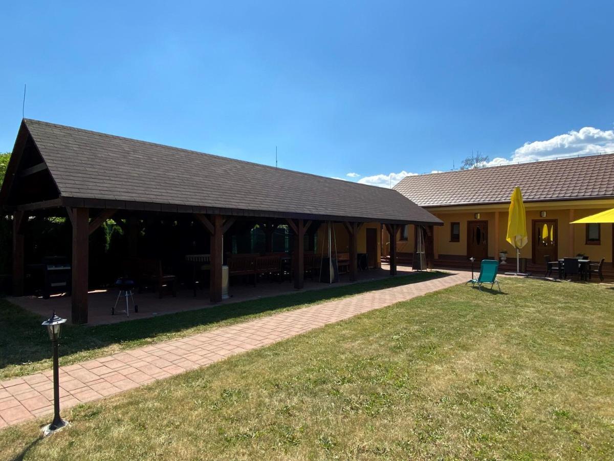 Penzion Anesis - Studia Turčianske Teplice Buitenkant foto