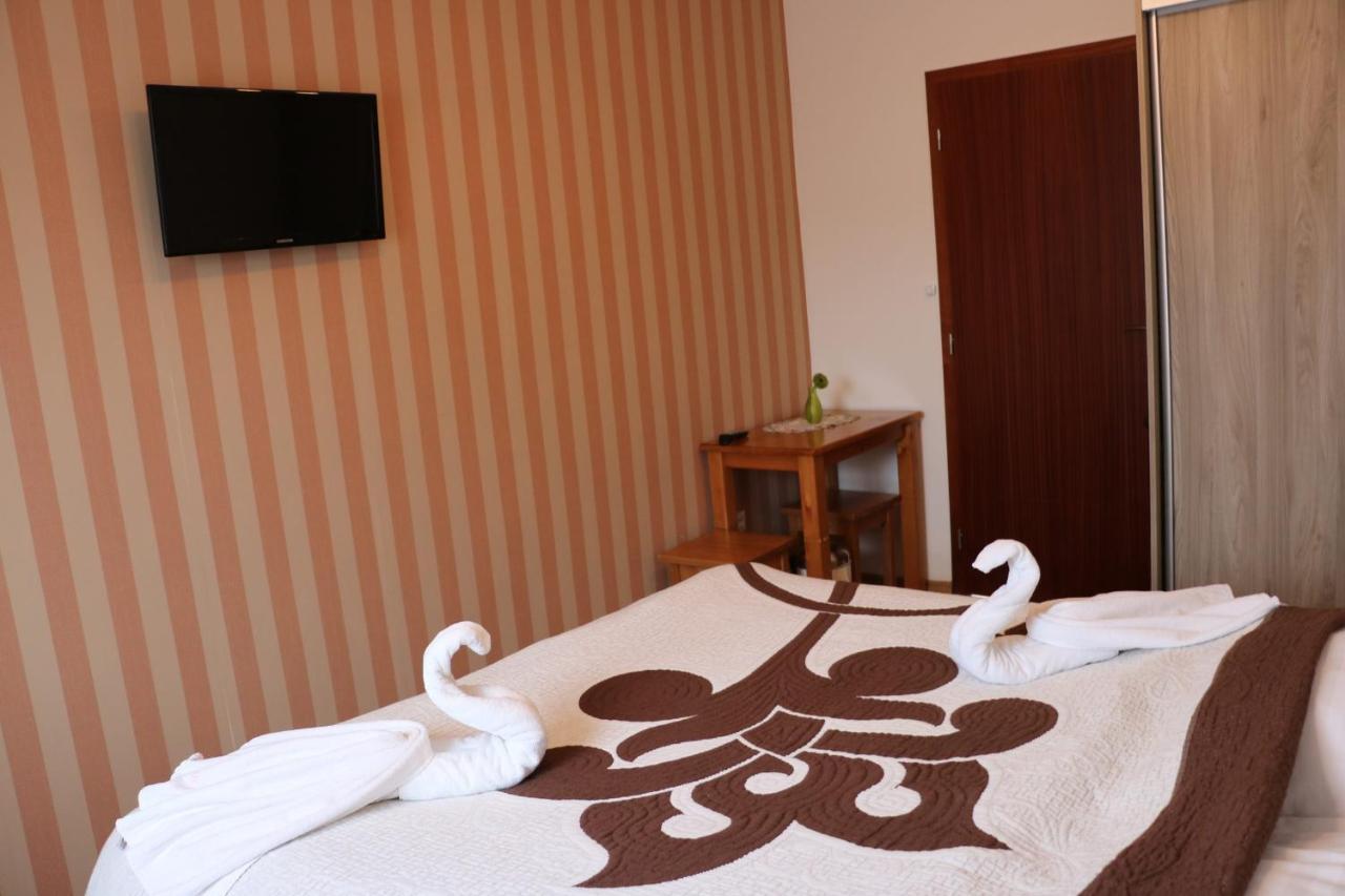 Penzion Anesis - Studia Turčianske Teplice Buitenkant foto