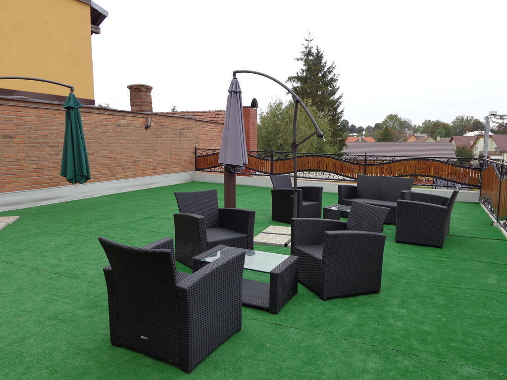 Penzion Anesis - Studia Turčianske Teplice Buitenkant foto